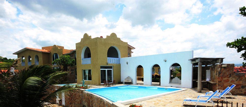 Villas & Resort Luz De Luna Санта-Крус-Уатулько Екстер'єр фото